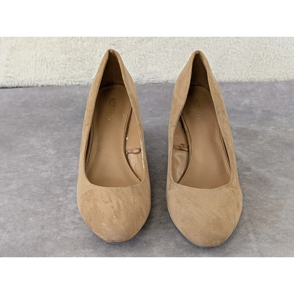 Merona Tan Faux Suede Wedge Pumps Round Toe Professional Shoes Womens 8.5